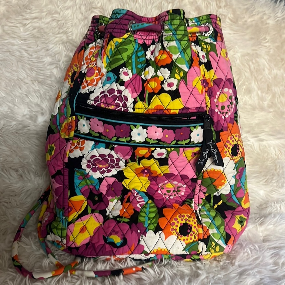 Vera Bradley VaVa Bloom drawstring backpack/ nap sack